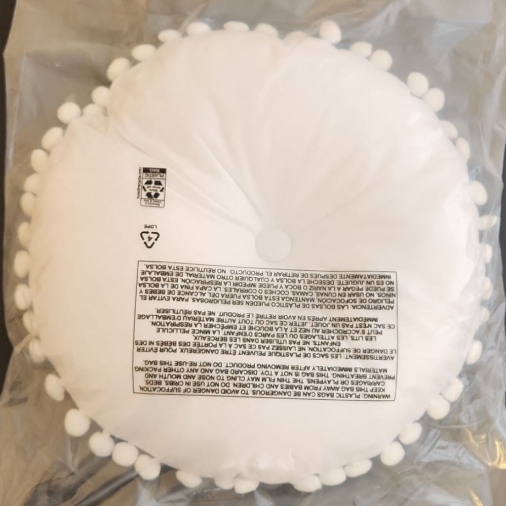 Large Decorative Pillow circular 16" NIP